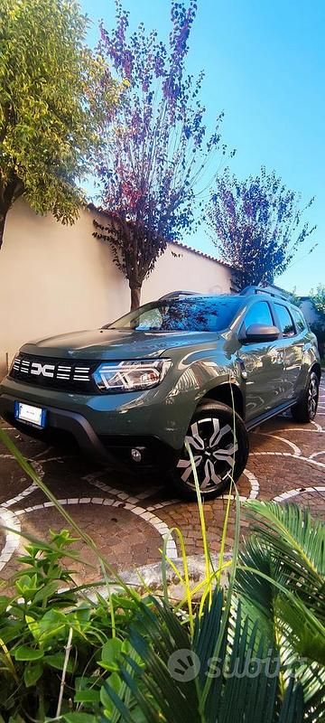 Usata Dacia Duster Journey 90 CV (66 kW) 2023 Verde Berlina