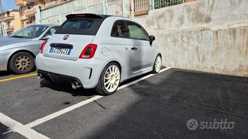 Usata Abarth 500C 135 CV (99 kW) 2015 Grigio Cabrio