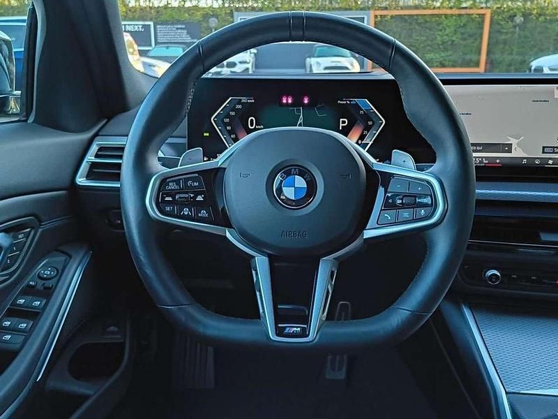Usata BMW 320 M Sport 190 CV (139 kW) 2025 Black sapphire metallizzato Berlina
