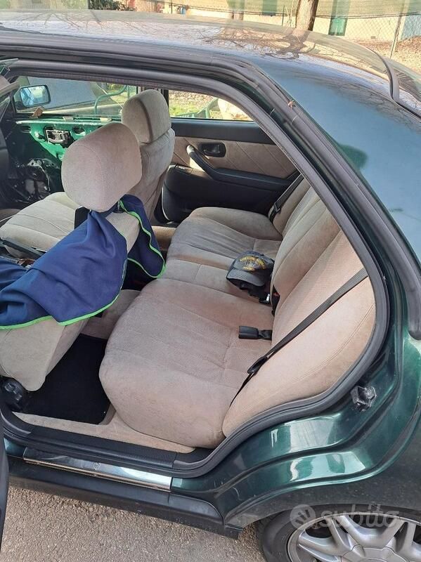 Usata Lancia Kappa 220 CV (161 kW) 1998 Verde Berlina