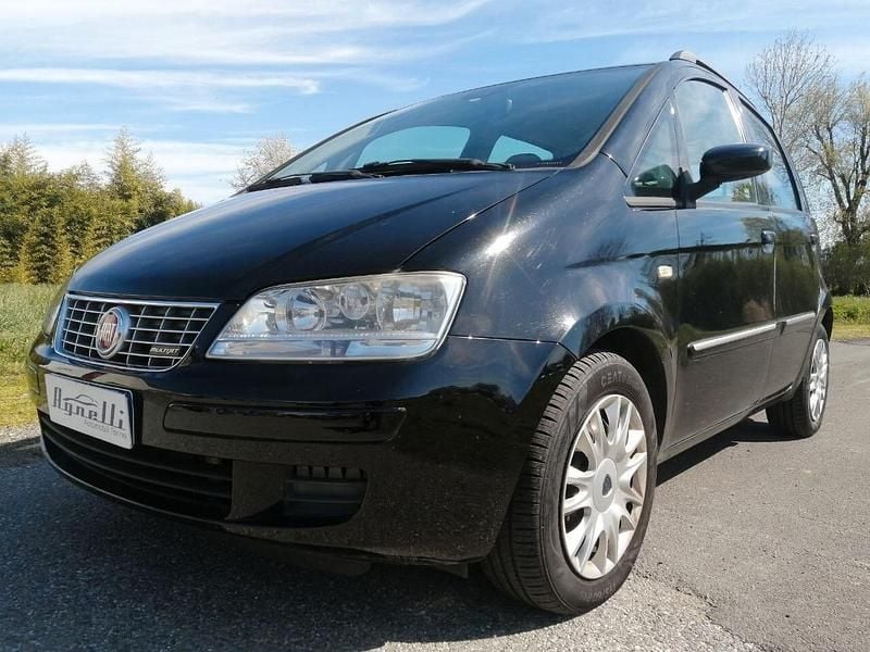 Usata Fiat Idea 70 CV (51 kW) 2009 Nero Monovolume