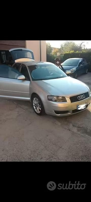 Usata Audi A3 105 CV (77 kW) 2005 Grigio Utilitaria