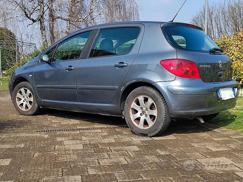 Usata Peugeot 307 2004 Berlina