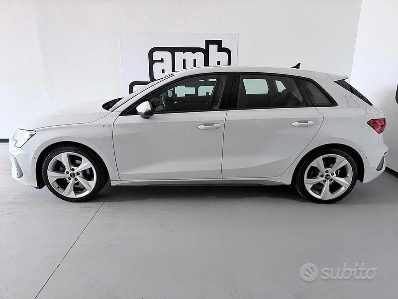 Usata Audi A3 S-Line 150 CV (110 kW) 2023 Bianco Berlina