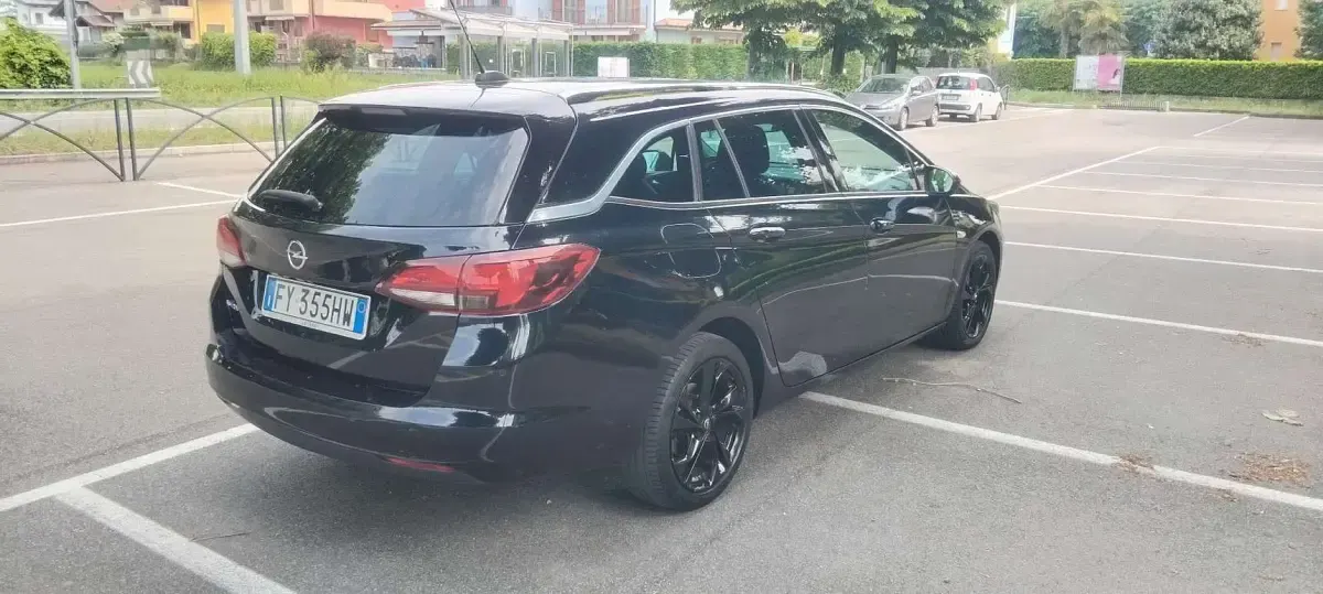 Usata Opel Astra Innovation 110 CV (80 kW) 2019 Station wagon