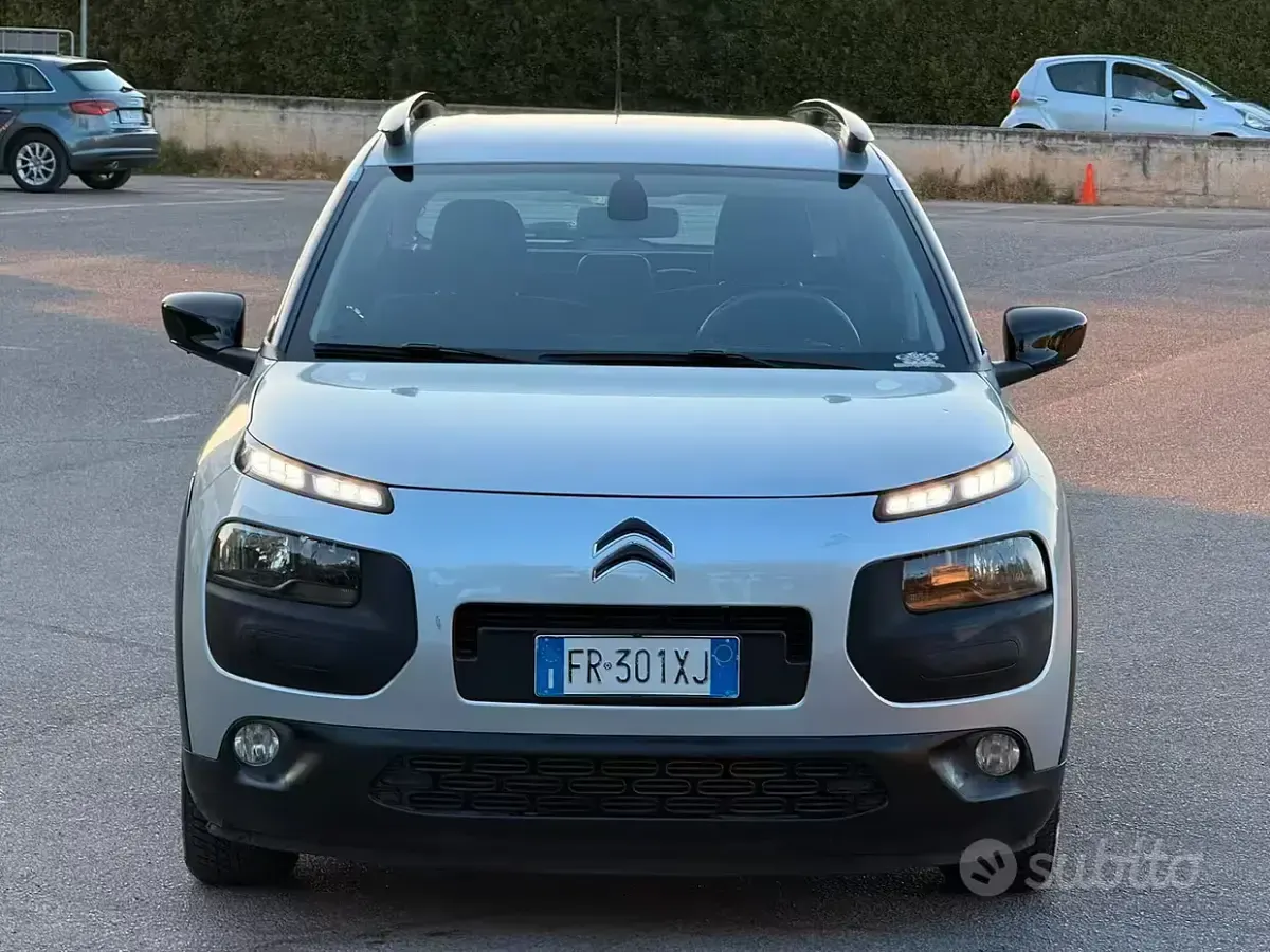 Usata Citroën C4 99 CV (72 kW) 2018 Grigio Berlina