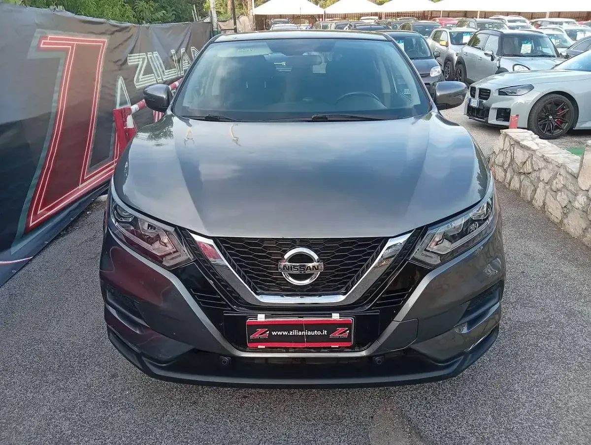 Usata Nissan Qashqai 140 CV (102 kW) 2019 Argento SUV
