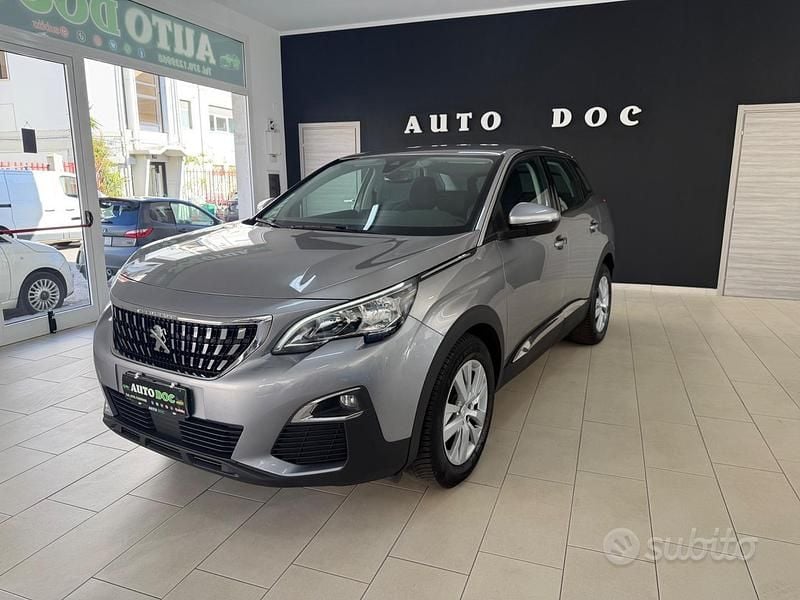 Usata Peugeot 3008 Business-Line 119 CV (87 kW) 2017 Grigio SUV