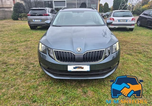 Usata Skoda Octavia Ambition 131 CV (96 kW) 2020 Azzurro Station wagon