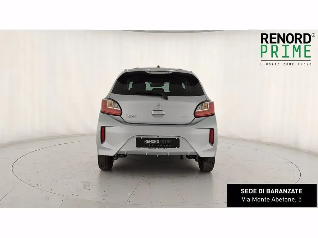 Usata Mitsubishi Space Star Intense 71 CV (52 kW) 2024 Argento Utilitaria