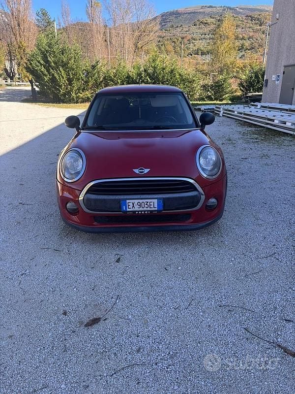 Begagnad Mini ONE 75 HK (55 kW) 2014 Halvkombi