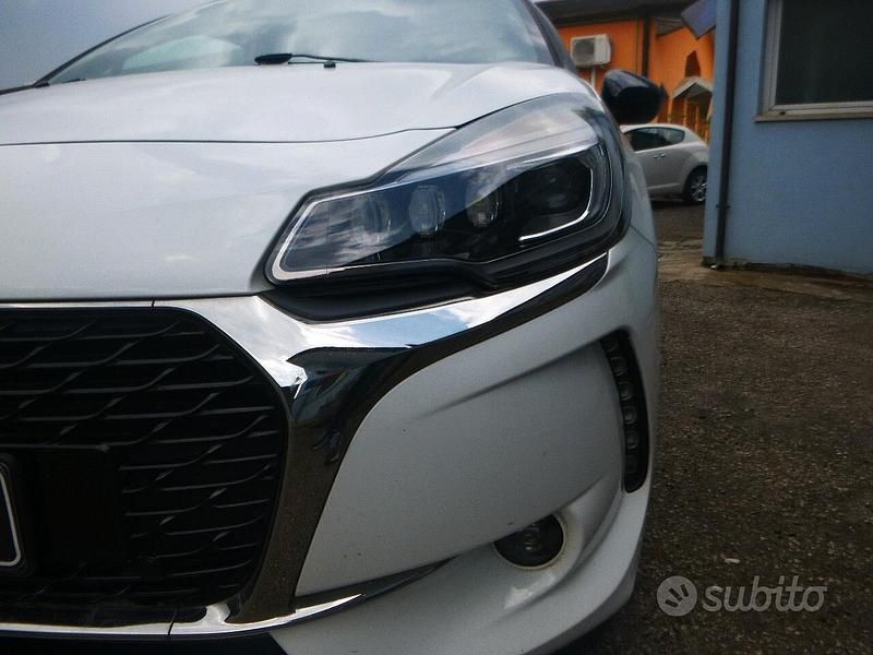 Usata DS Automobiles DS3 Sport Chic 99 CV (72 kW) 2016 Bianco Coupé