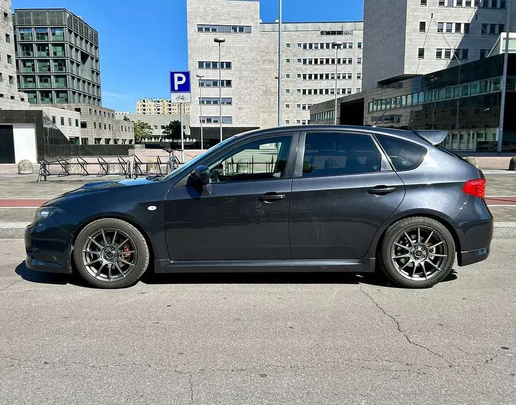 Usata Subaru Impreza 300 CV (220 kW) 2008 Grigio Berlina