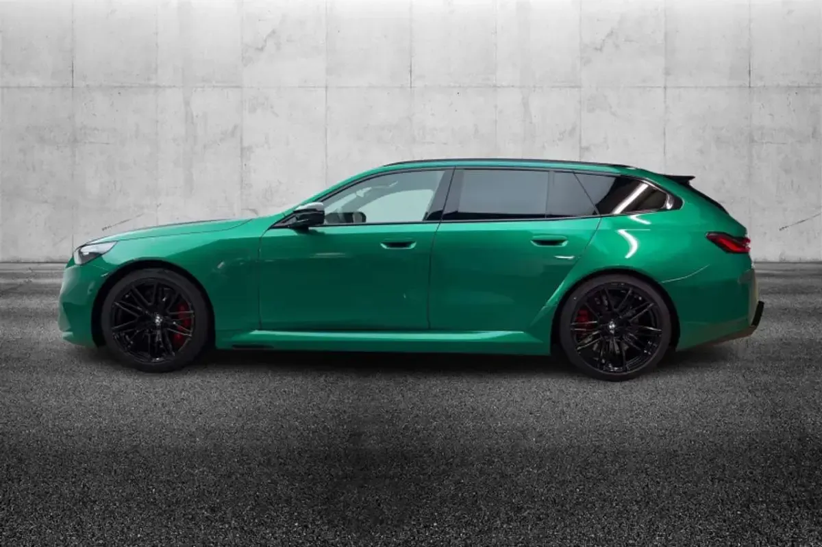 Usata BMW M5 727 CV (534 kW) 2025 Verde Station wagon