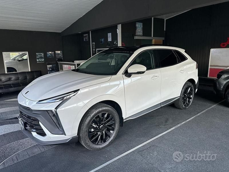 Nuova Cirelli 5 176 CV (129 kW) 2025 Bianco SUV