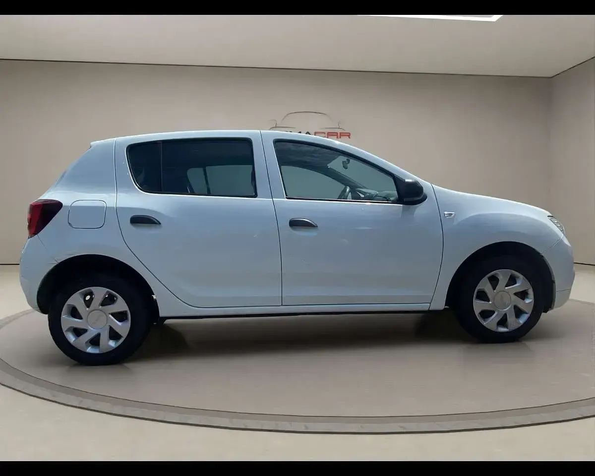Usata Dacia Sandero 73 CV (53 kW) 2017 Bianco Utilitaria