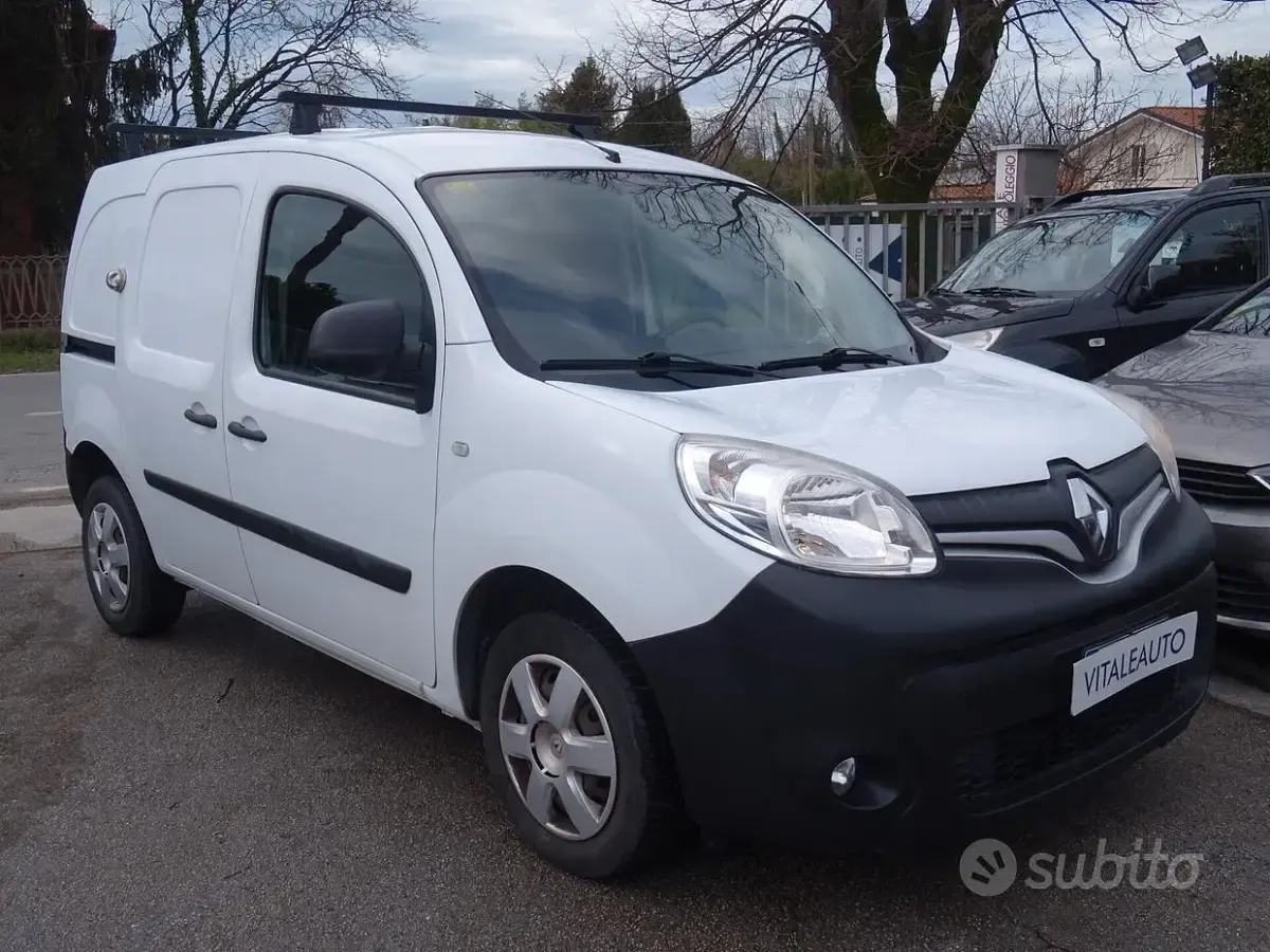 Usata Renault Kangoo 90 CV (66 kW) 2016 Bianco Monovolume