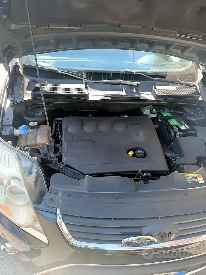 Usata Ford Kuga 136 CV (100 kW) 2009 Nero SUV
