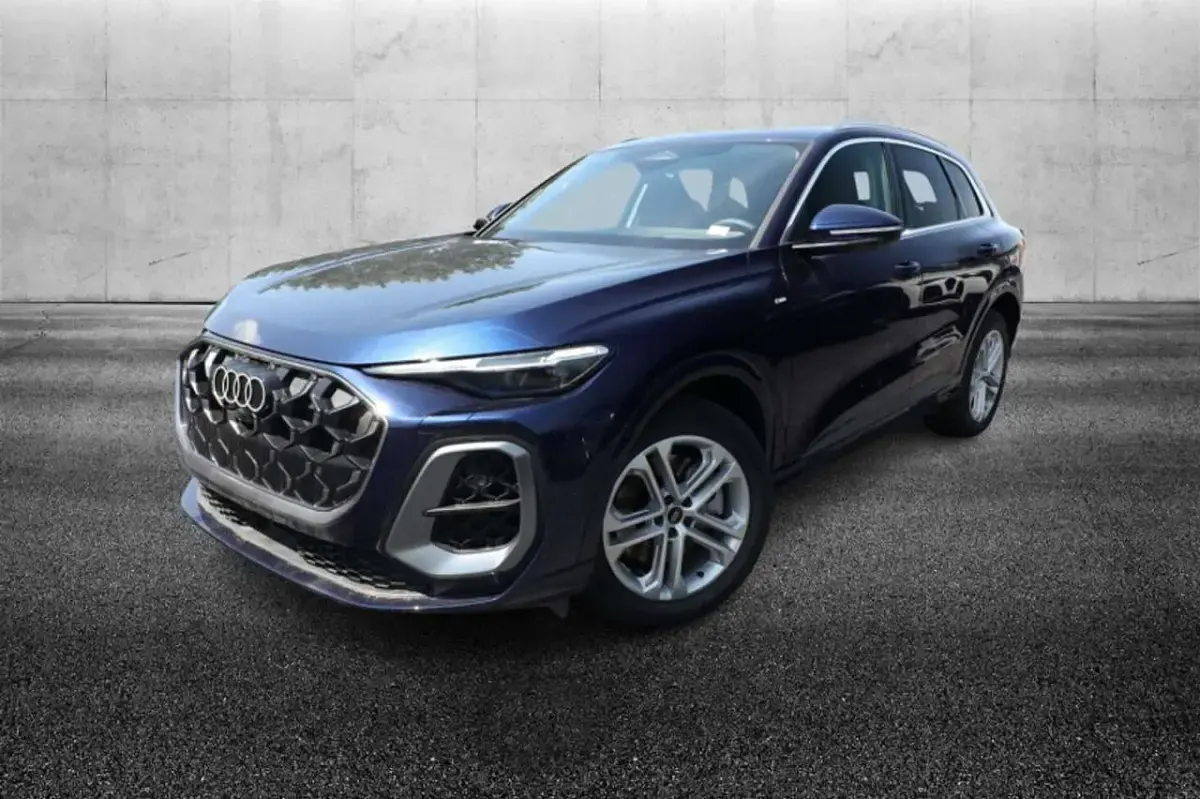 Nuova Audi Q5 S-Line 204 CV (150 kW) 2026 Blu/azzurro SUV