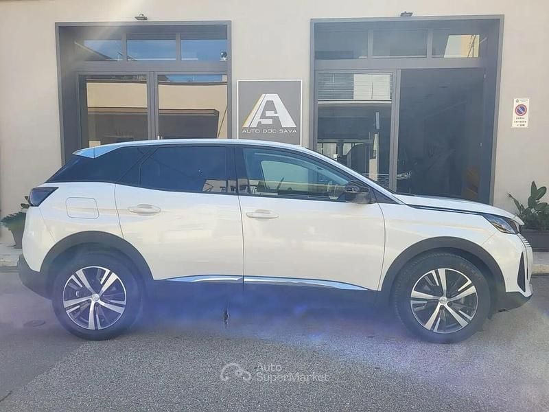 Usata Peugeot 3008 Allure 131 CV (96 kW) 2022 Bianco Station wagon