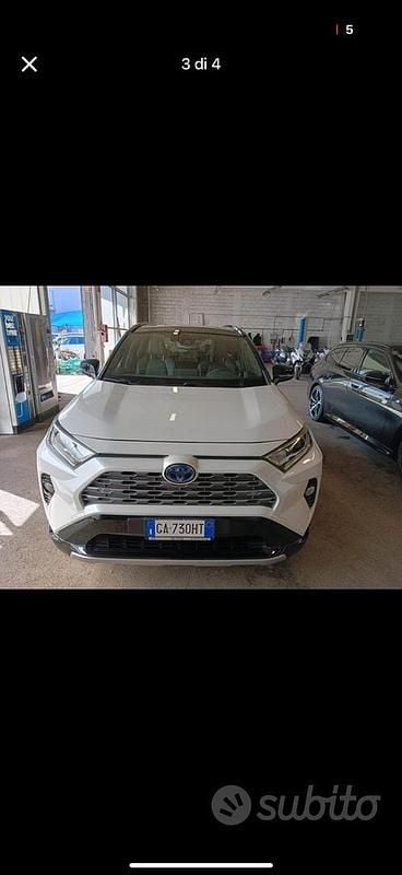Usata Toyota RAV4 128 CV (94 kW) 2020 Bianco SUV