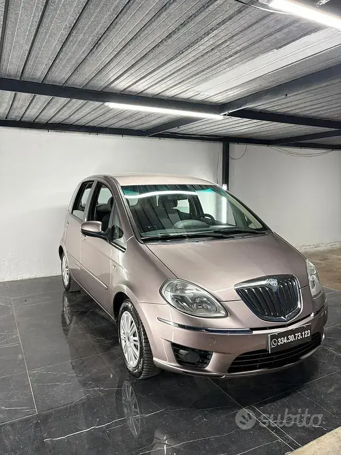 Usata Lancia Musa 77 CV (56 kW) 2011 Monovolume