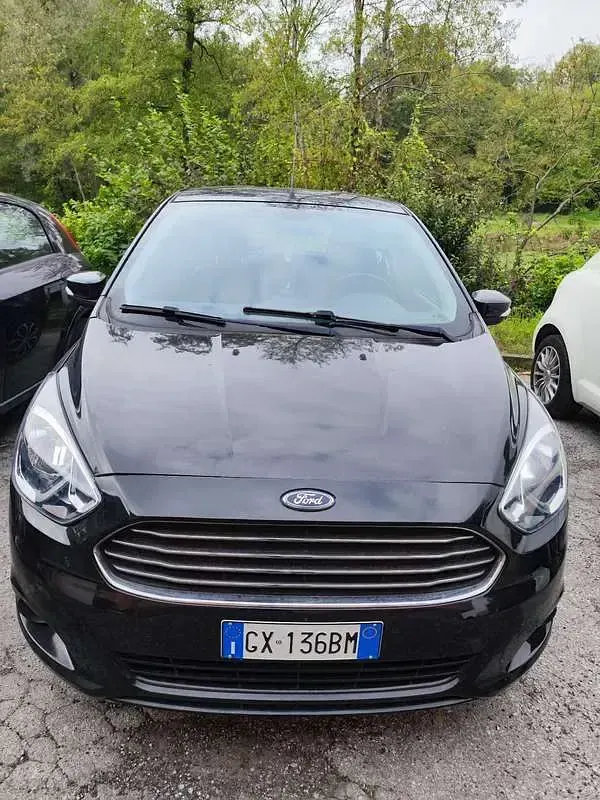 Usata Ford Ka Ultimate 86 CV (63 kW) 2017 Berlina