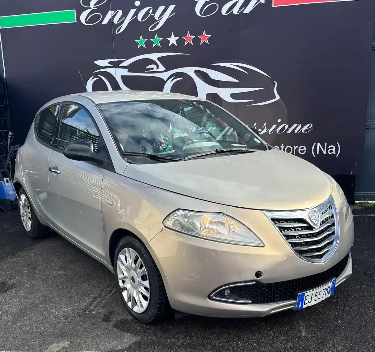 Usata Lancia Ypsilon S 95 CV (69 kW) 2013 Oro Utilitaria