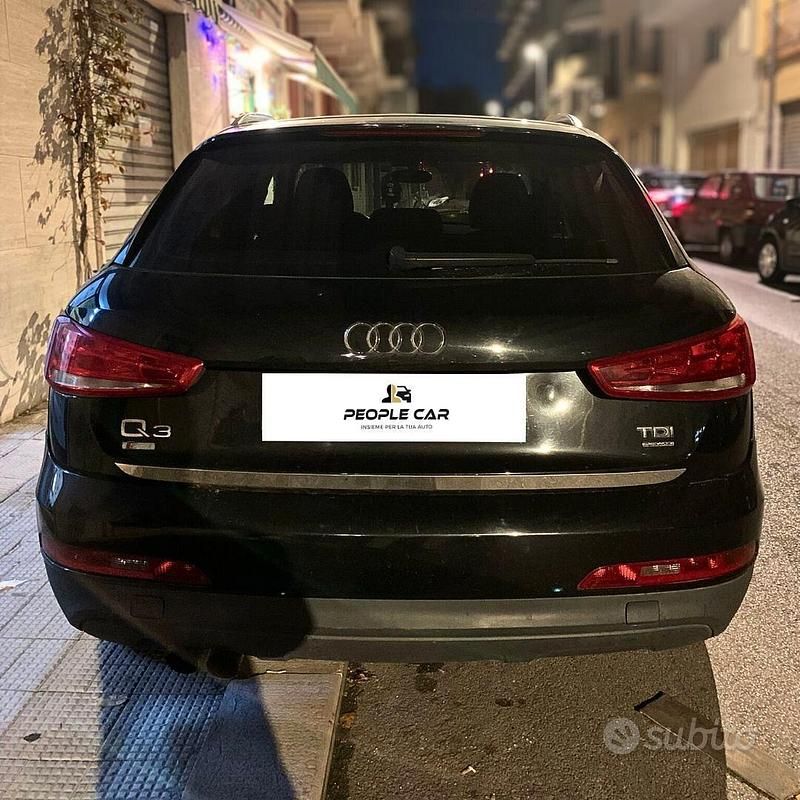 Usata Audi Q3 Advanced Plus 140 CV (102 kW) 2012 Nero SUV