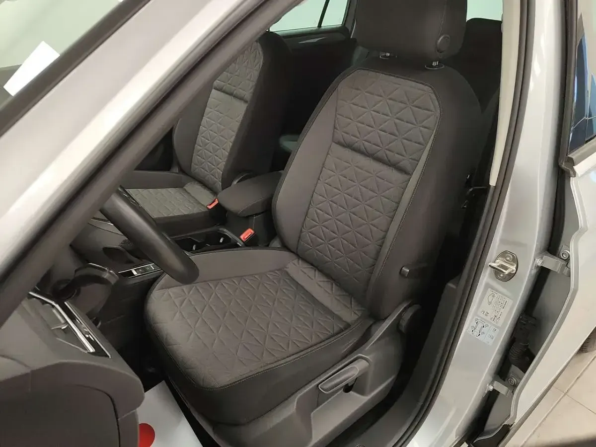 Usata VW Tiguan 150 CV (110 kW) 2023 Argento SUV