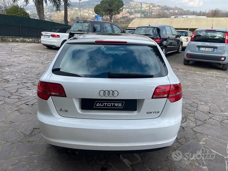 Usata Audi A3 Attraction 105 CV (77 kW) 2009 Bianco Utilitaria