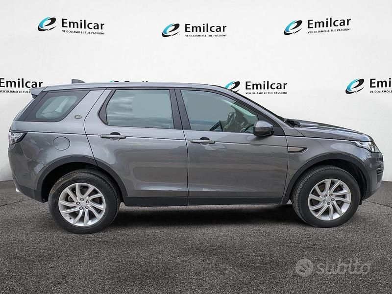 Usata Land Rover Discovery Sport SE 150 CV (110 kW) 2017 Grigio scuro SUV