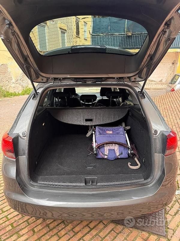 Usata Opel Astra 110 CV (80 kW) 2017 Grigio Station wagon