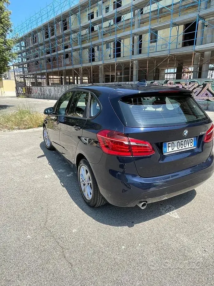 Usata BMW 216 Active Tourer Advantage 116 CV (85 kW) 2016 Bluazzurro Monovolume