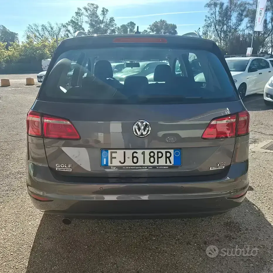 Usata VW Golf Sportsvan Comfortline 116 CV (85 kW) 2017 Grigio Monovolume