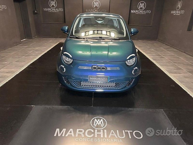 Occasion Fiat 500e Comfort 69 kW (95 ch) 2024 Bleue Berline