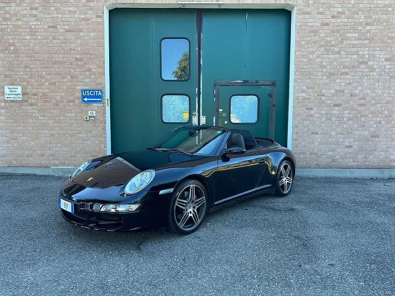 Usata Porsche 997 355 CV (261 kW) 2005 Nero Cabrio