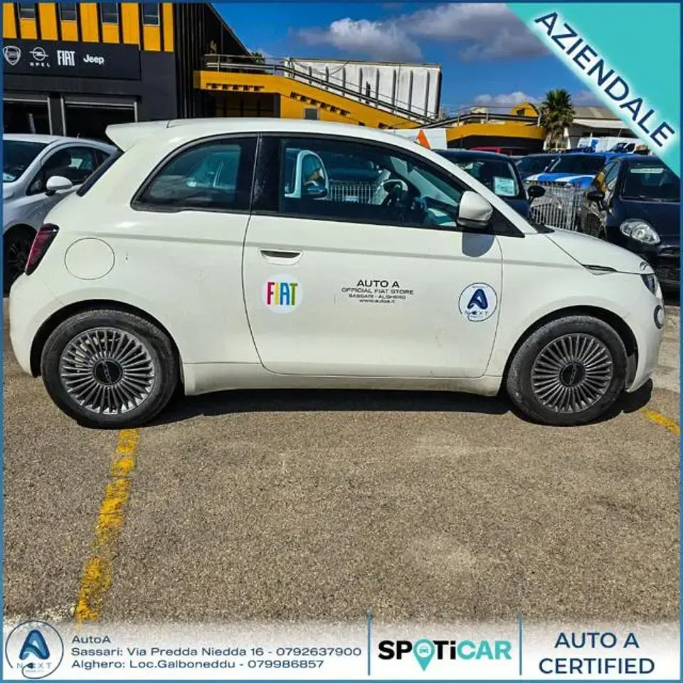 Usata Fiat 500e 42 kW (58 CV) 2024 Bianco Berlina