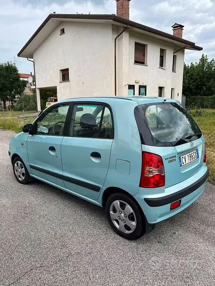 Usata Hyundai Atos 63 CV (46 kW) 2005 Bluazzurro Utilitaria