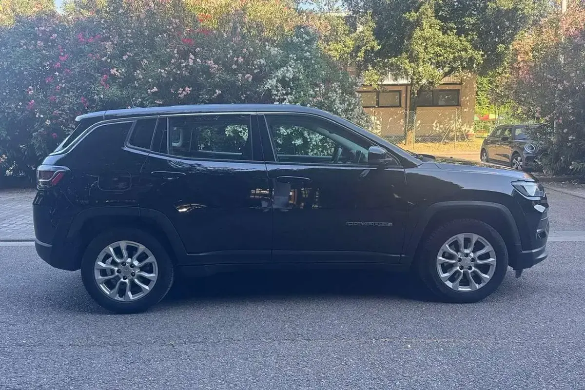 Usata Jeep Compass Longitude 131 CV (96 kW) 2022 Nero SUV