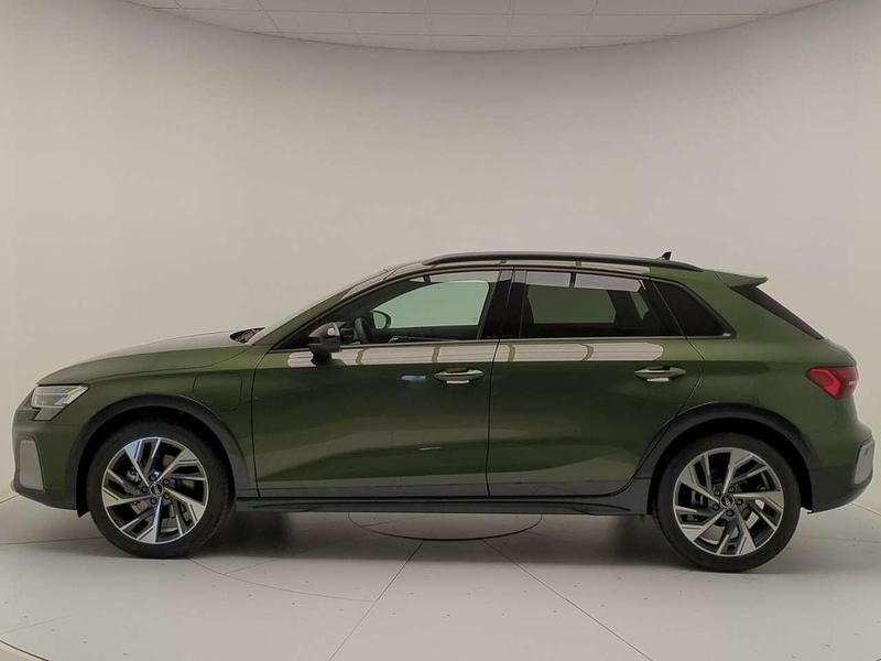 Nuova Audi A3 e-tron Advanced 204 CV (150 kW) 2025 Verde distretto Utilitaria
