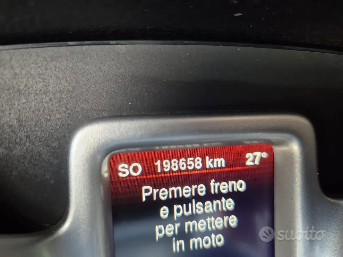 Usata Fiat Freemont 170 CV (125 kW) 2014 Bianco SUV