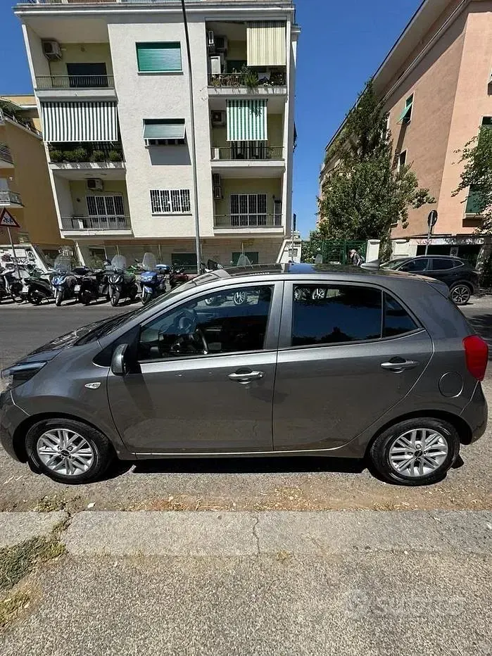Usata Kia Picanto 2023 Utilitaria