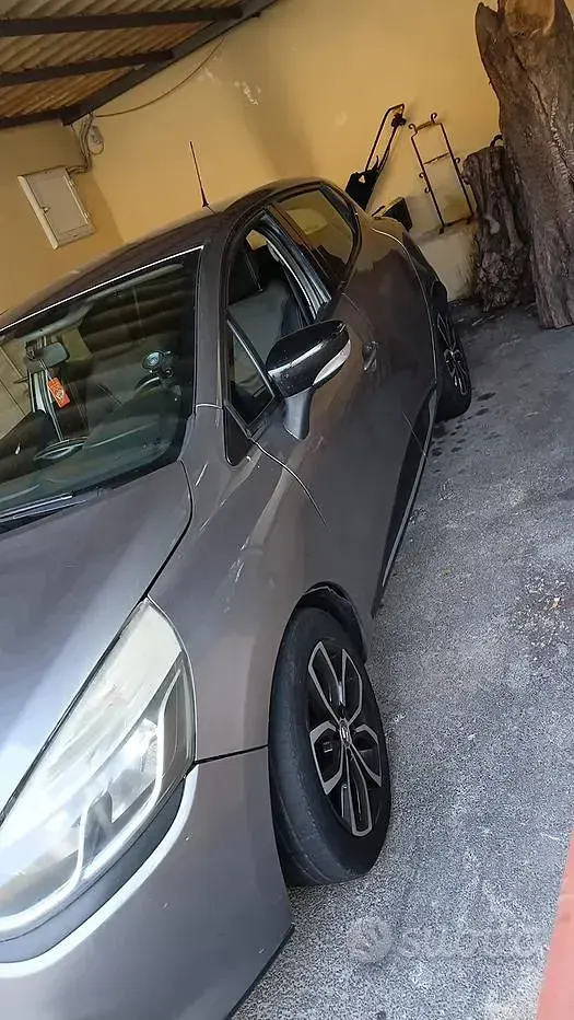 Usata Renault Clio IV 73 CV (53 kW) 2014 Grigio Berlina