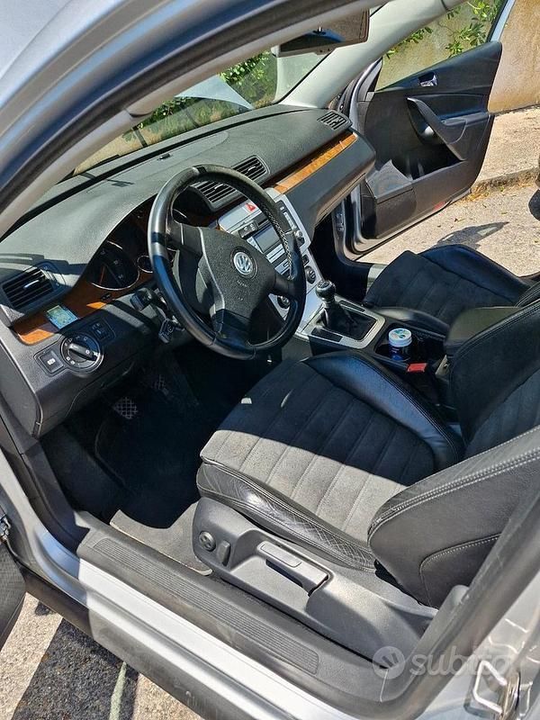 Usata 2006 VW Passat Station wagon | 4000 € (Buon prezzo) - Immagine 1/4