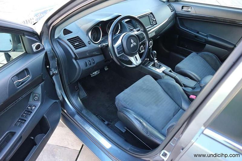 Usata Mitsubishi Lancer Evolution 295 CV (216 kW) 2008 Stone gray metallic Berlina