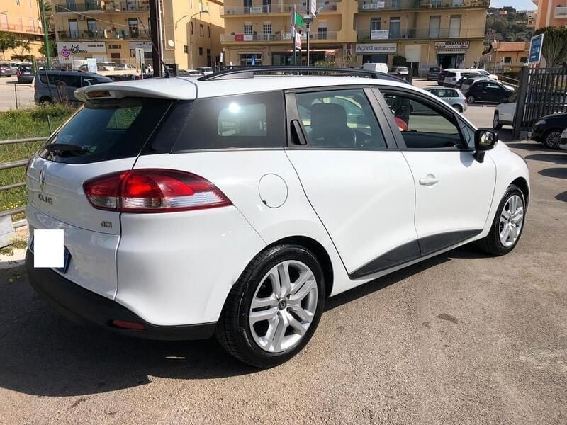 Usata Renault Clio GrandTour 75 CV (55 kW) 2019 Bianco Station wagon