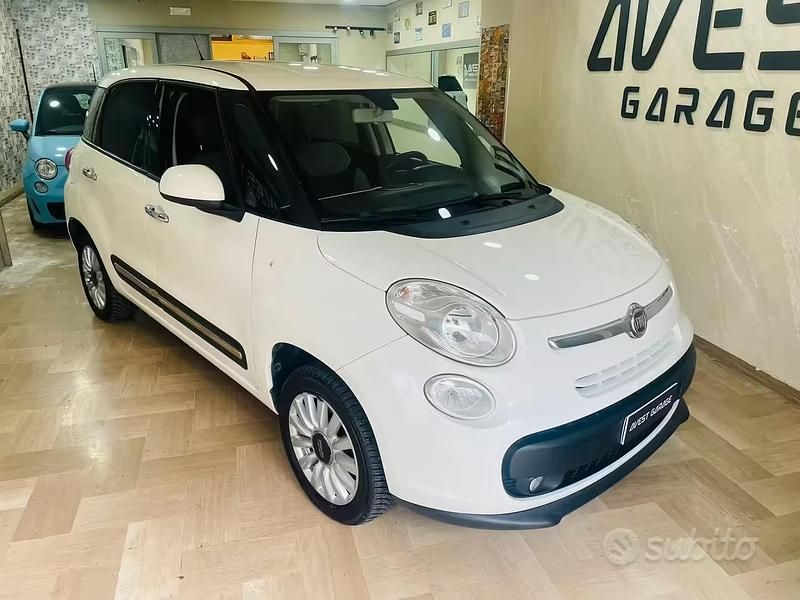 Usata Fiat 500L Lounge 80 CV (58 kW) 2013 Bianco Monovolume