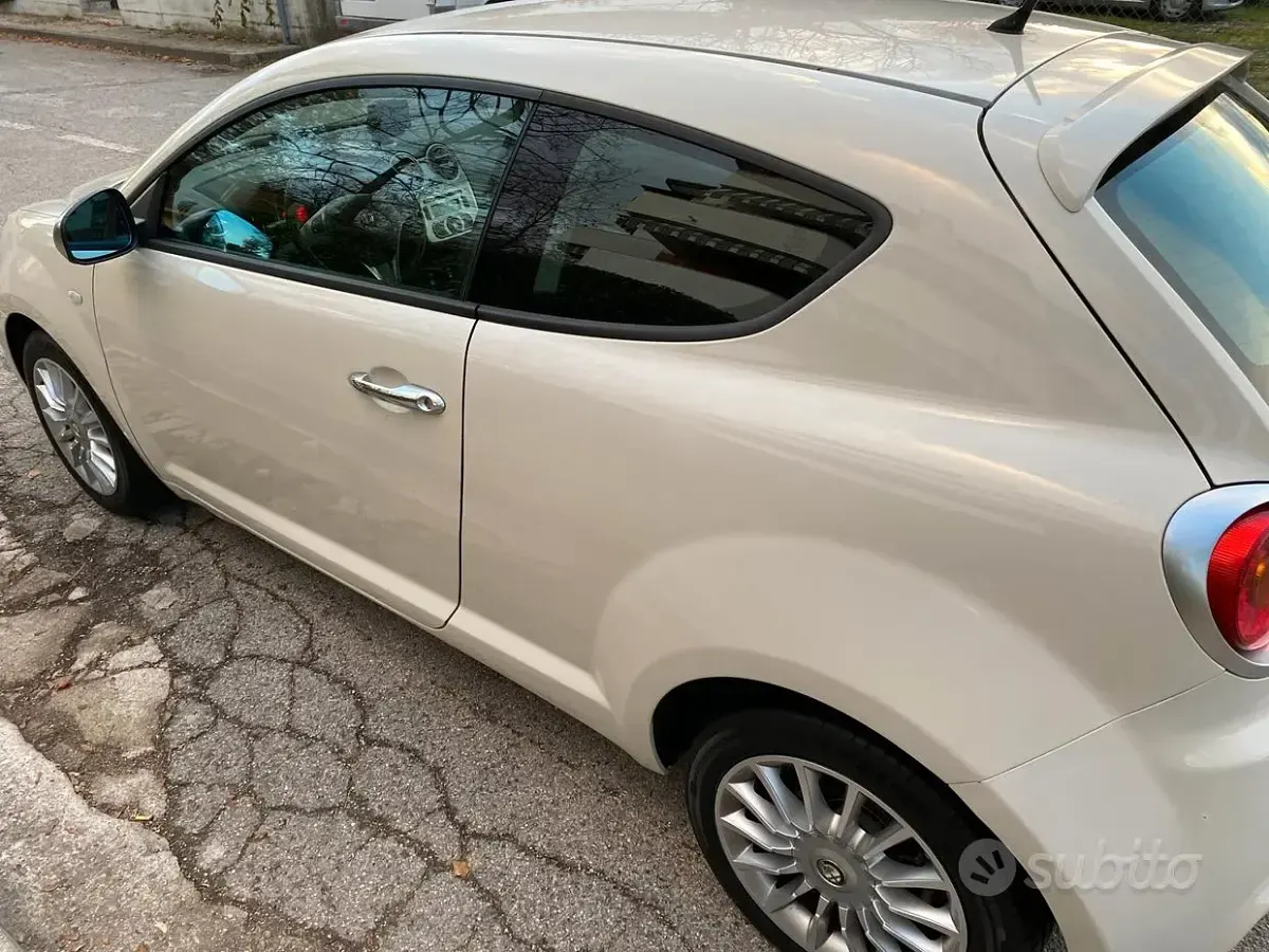 Usata Alfa Romeo MiTo Progression 85 CV (62 kW) 2012 Bianco Utilitaria