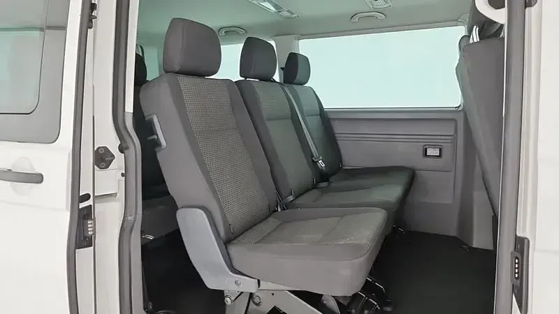 Usata VW Caravelle Trendline 110 CV (80 kW) 2023 Bianco Furgone
